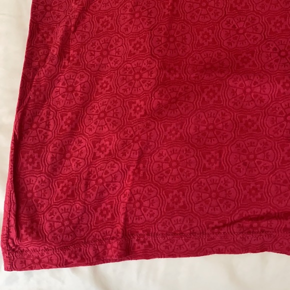 Women Gap Printed Top Size Medium Red - Picture 6 of 11